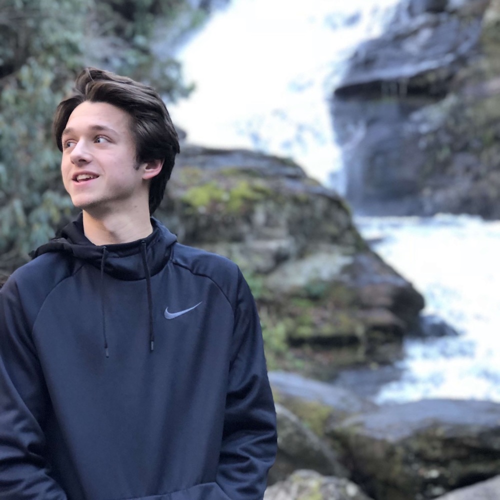 Meet your Posher, Liam